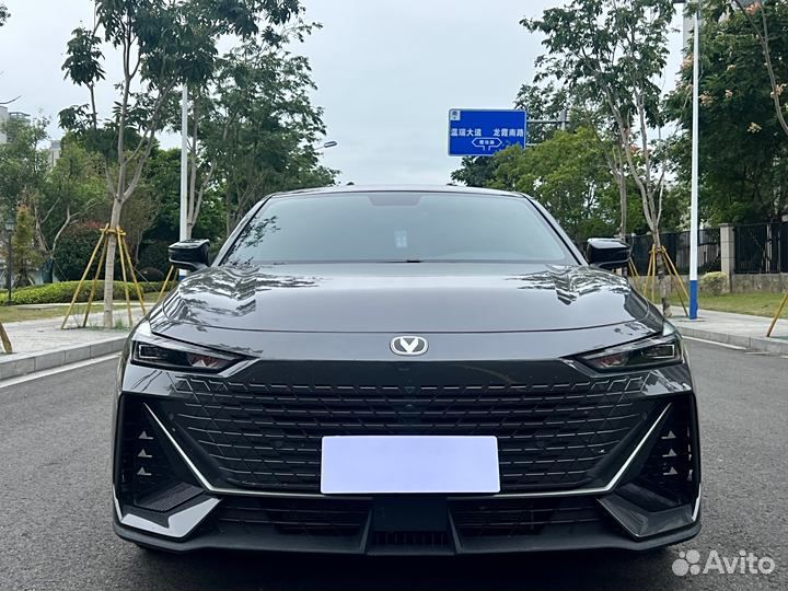 Changan UNI-V 1.5 AMT, 2022, 10 000 км