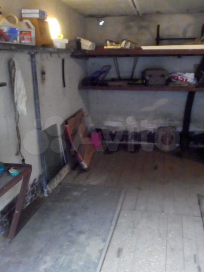 Гараж, > 30 м²