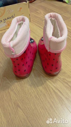 Резиновые сапоги