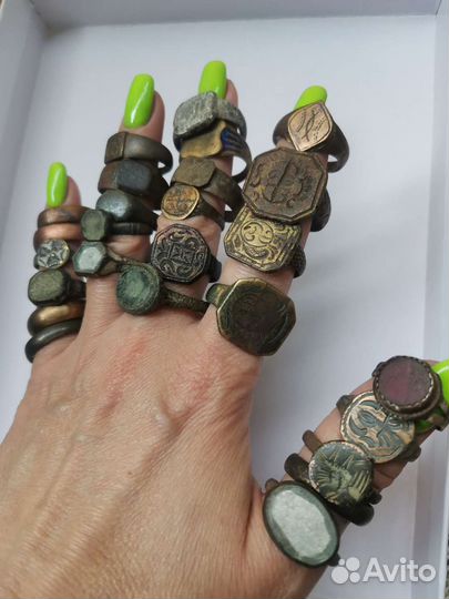 Бронзовые старинные кольца предметы копанина