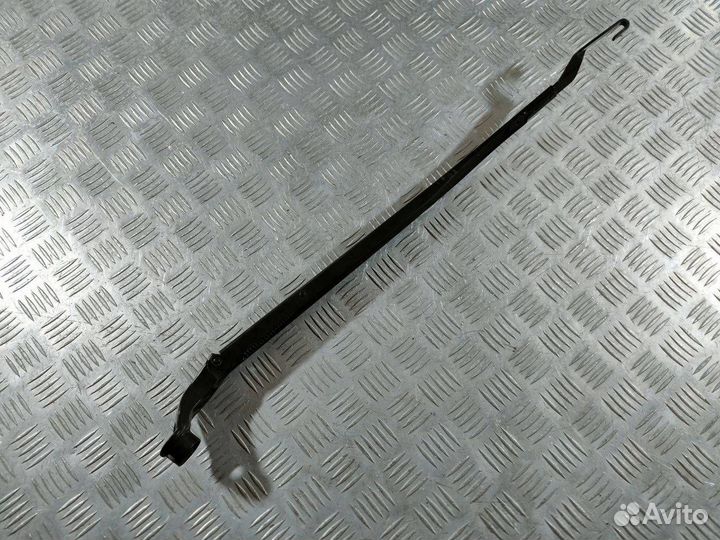 Поводок стеклоочистителя правый Lexus LS 4 2009