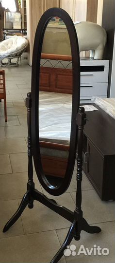 Зеркало напольное с изменением угла наклона