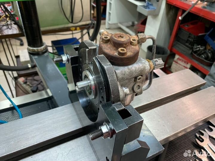 Топливная форсунка Ford 0445115025