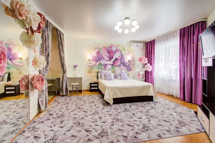 2-к. квартира, 73 м², 1/16 эт.