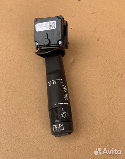 Подрулевой переключатель дворников Chevrolet