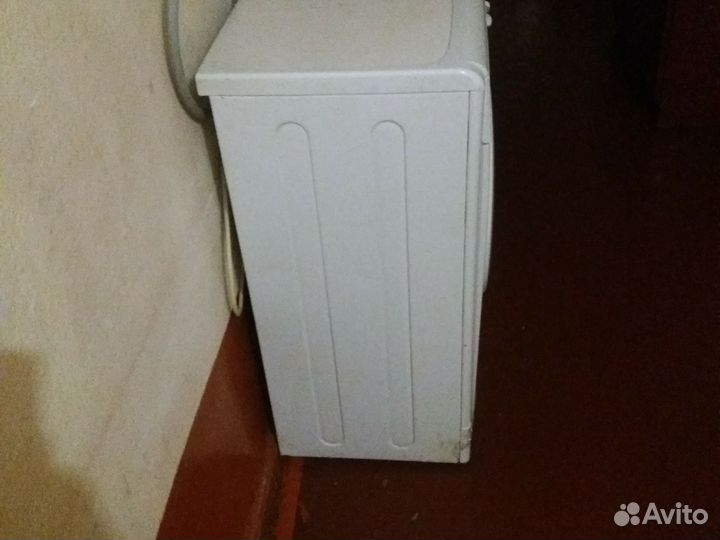 Стиральная машина автомат с баком