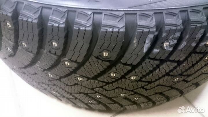 Pirelli Ice Zero 2 215/65 R17 103T