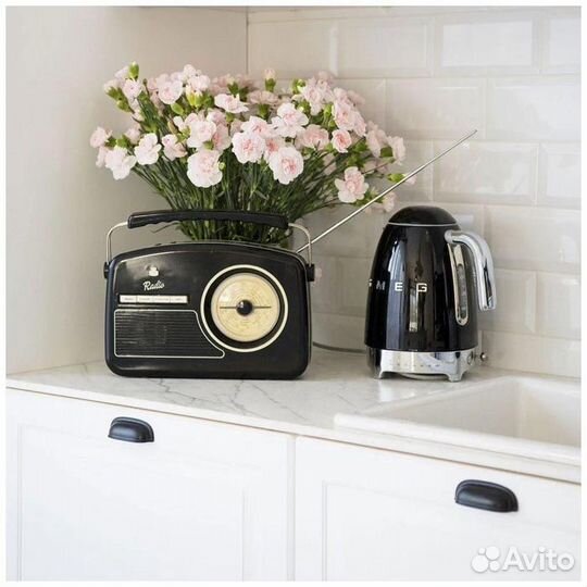 Чайник Smeg KLF04, черный