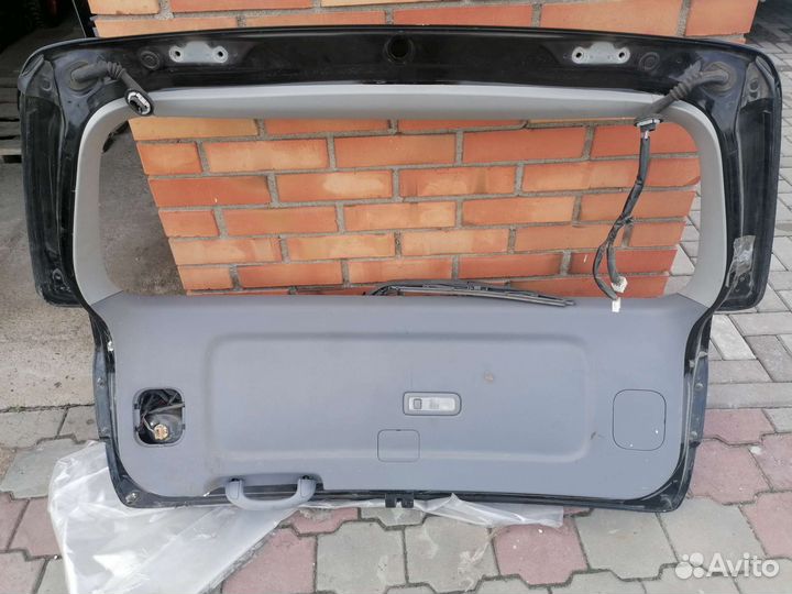 Дверь багажника Toyota Ipsum 21кузов 2003год