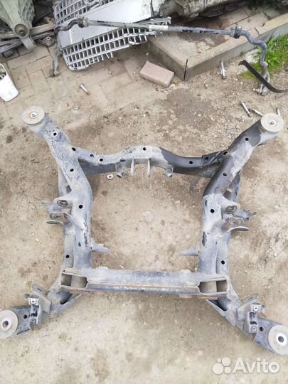 Прдрамник задний ауди Q7