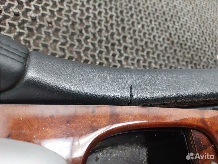 Консоль салона Porsche Cayenne, 2008