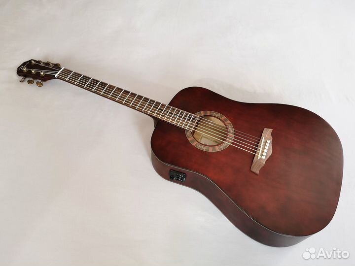 Электроакустическая гитара