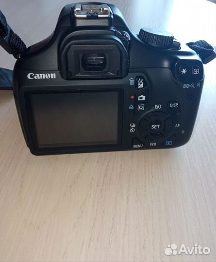 Зеркальный фотоаппарат canon eos 1100d