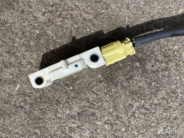 Датчик AIR BAG Mitsubishi Galant DJ1A