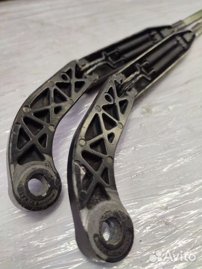 Поводок дворника Seat Toledo