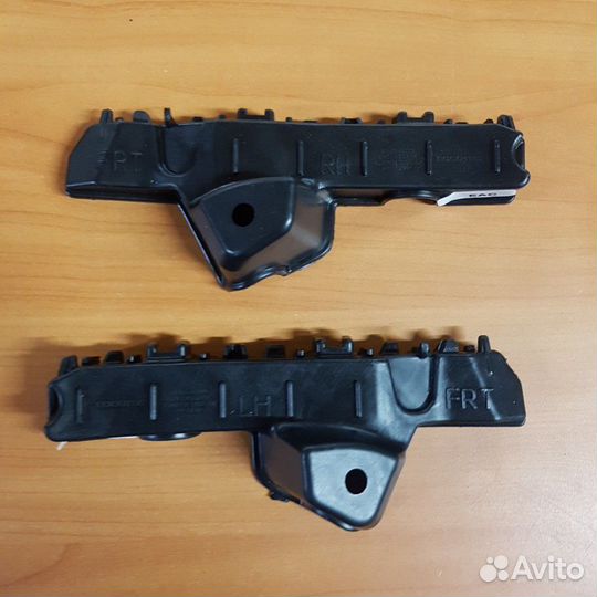 Кронштейны бампера 2шт Hyundai Solaris 2