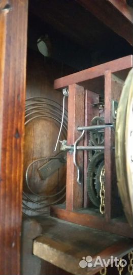 Старинные настенные часы