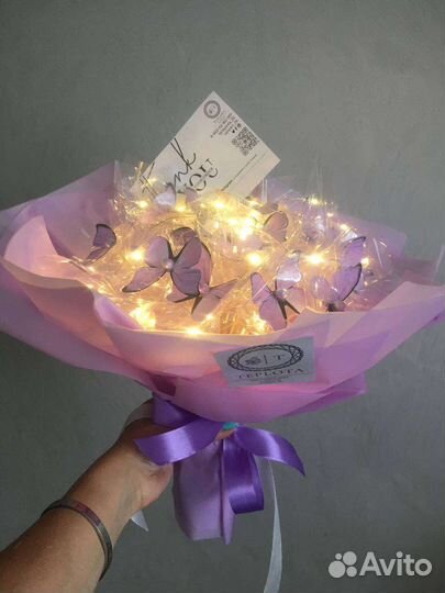 Букет фиолетовый из бабочек