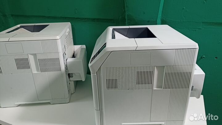 Принтер HP laserJet M605 3шт