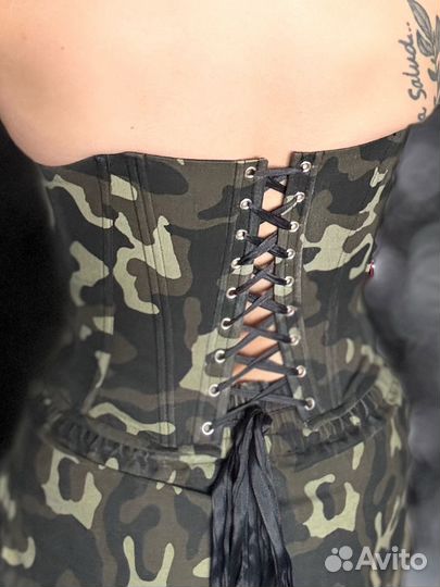 Костюм женский