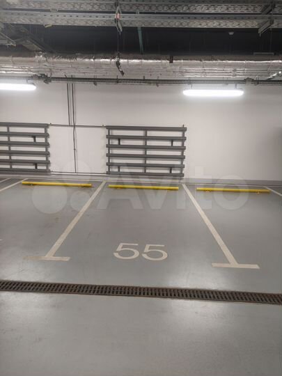 Машиноместо, 13 м²