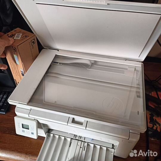 Мфу лазерный hp a4 черно-белвй