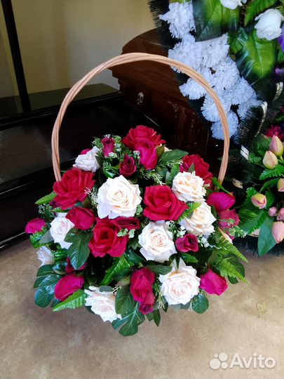 Ритуальные услуги. Ритуальные венки