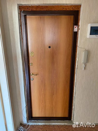 Дверь входная