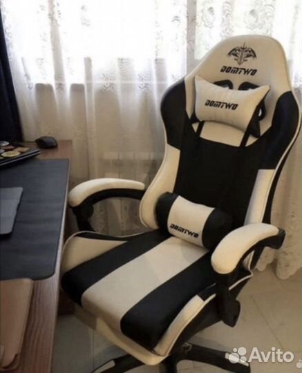 Игровое кресло геймерское