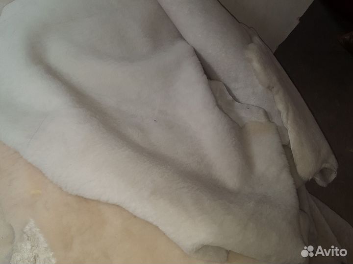 Шкурки овечьи мутоновые
