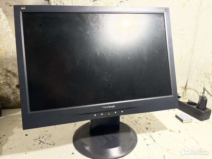 Мониторы Samsung Dell Packard HP