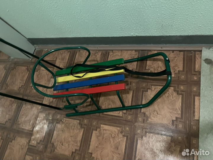 Продам санки в хорошем состоянии