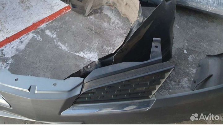 Бампер передний nissan primera p12