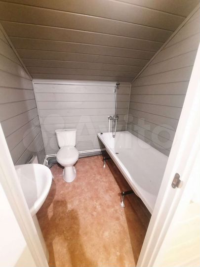 Коттедж 95 м² на участке 8 сот.