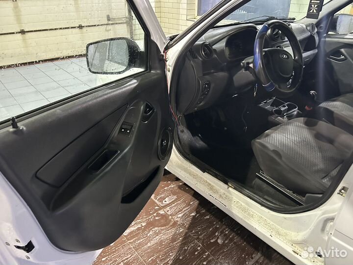LADA Granta 1.6 МТ, 2013, 307 500 км