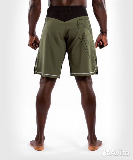 Спортивные шорты venum