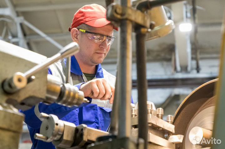 Токари / вахта, жилье