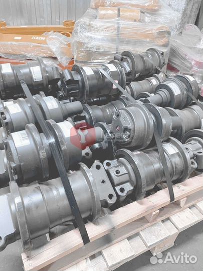 Каток поддерживающий Komatsu PC400LC-7