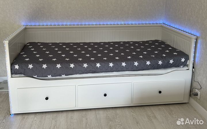 Кровать кушетка IKEA