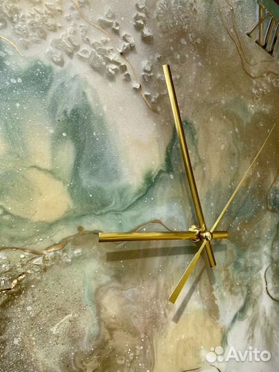 Эксклюзивные настенные часы