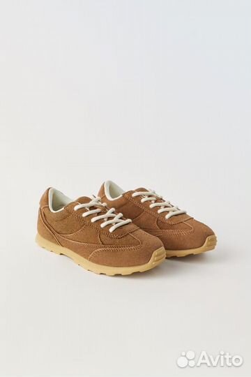 Кроссовки Zara