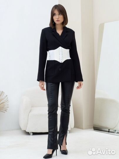 Пояс корсет белый новый