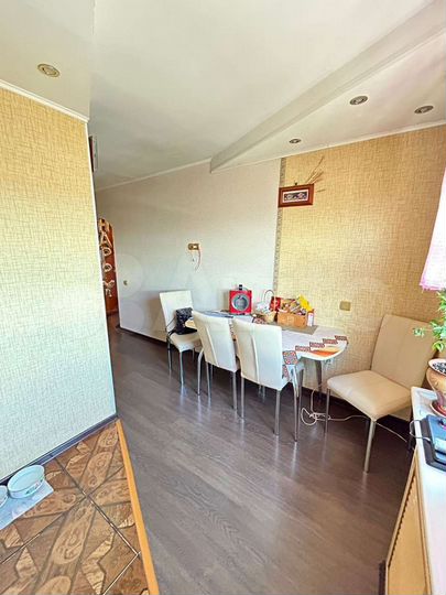 2-к. квартира, 52,4 м², 9/10 эт.