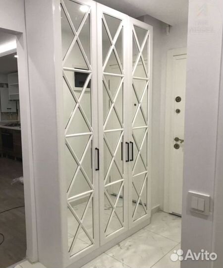 Стенка в гостинную