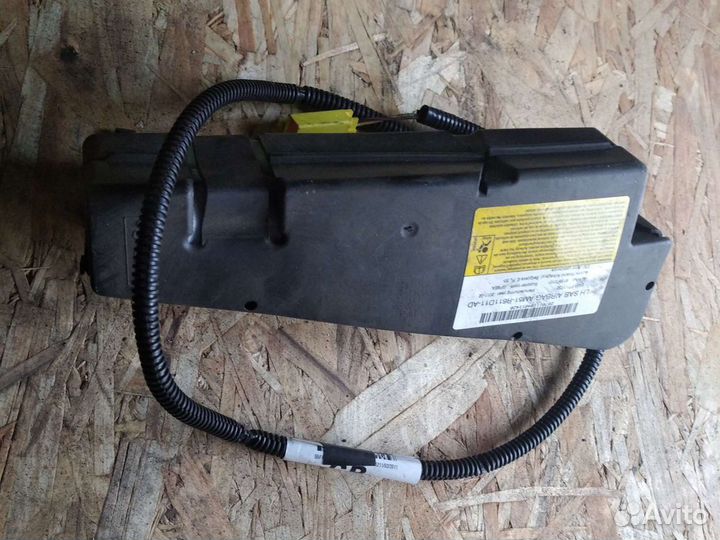 Боковая подушка безопасности сидения передняя лев