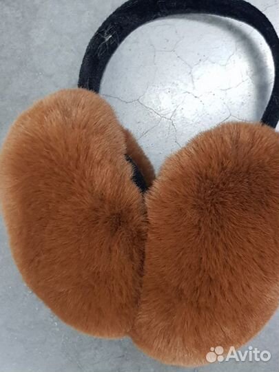 Меховые наушники