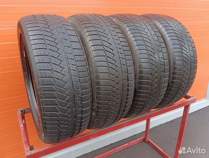 Continental ContiWinterContact TS 850 P 235/50 R19 103V