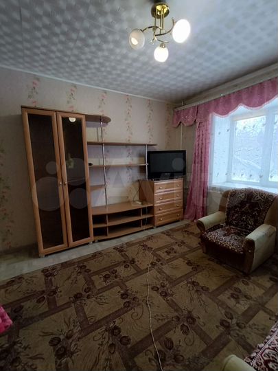 2-к. квартира, 52 м², 1/5 эт.