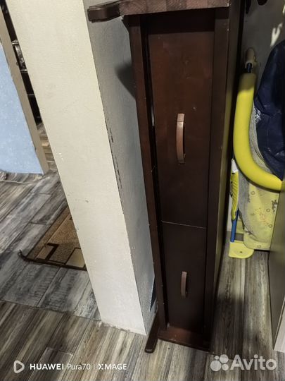 Детская кроватка с маятником и ящиком