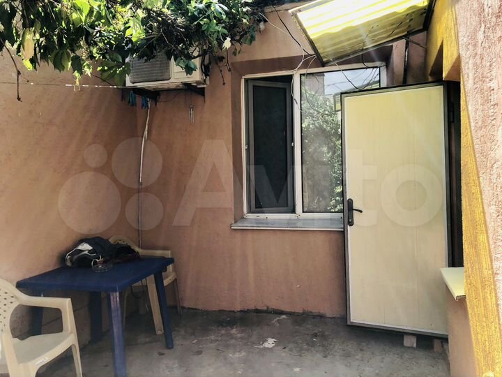 2-к. квартира, 50 м², 1/1 эт.